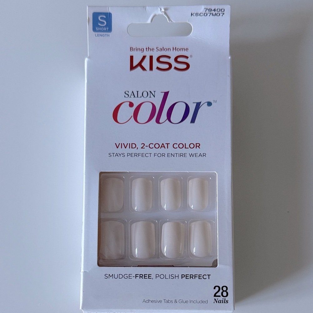 KISS Vivid 2 Coat Color Press on Nails - Cream